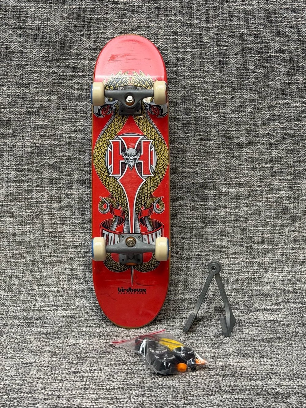 Birdhouse Skateboards Tony Hawk Red Tech Deck Snakes 10.5” Hand Board RARE